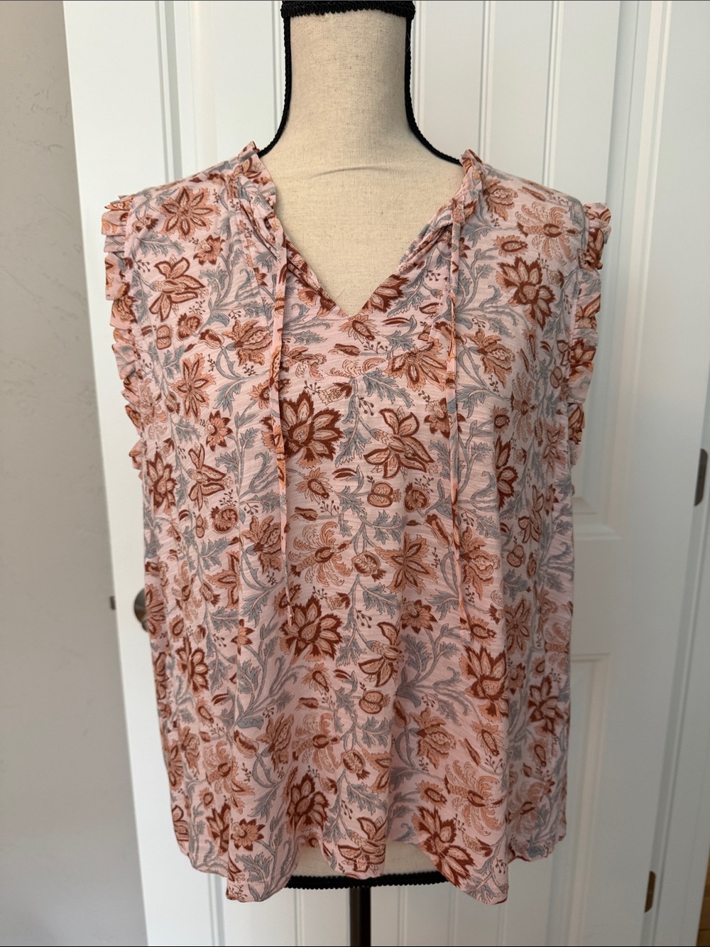 Lucky Brand Pink and Brown Floral Ruffle Sleeveless Top